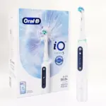 Oral-B iO Series 5 Electric Toothbrush - Image 9